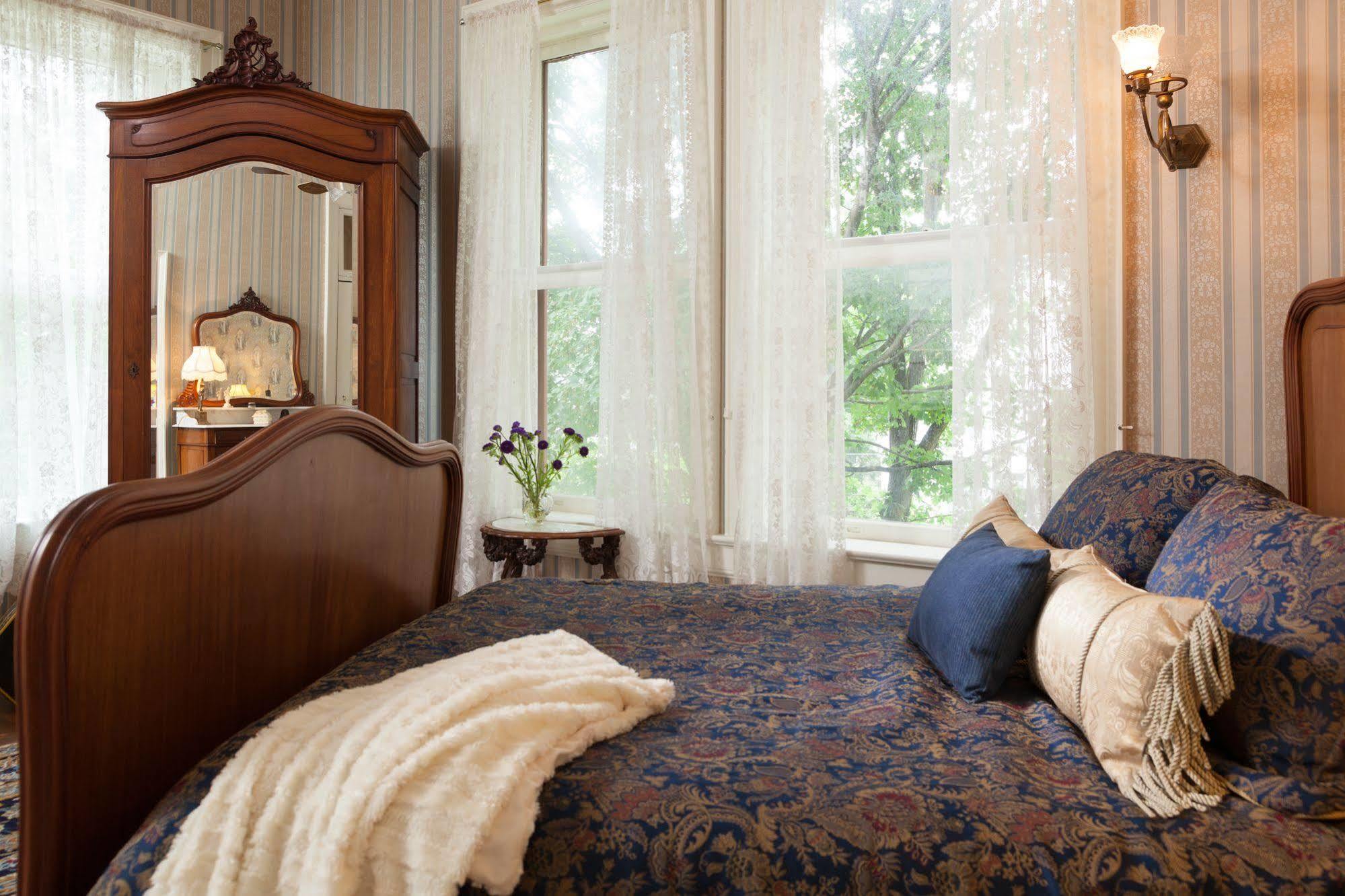 Vrooman Mansion Bloomington Eksteriør billede